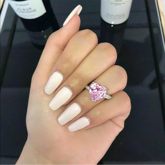 New Women’s 925 Silver Heart Sapphire Ring - Picture 4 of 5